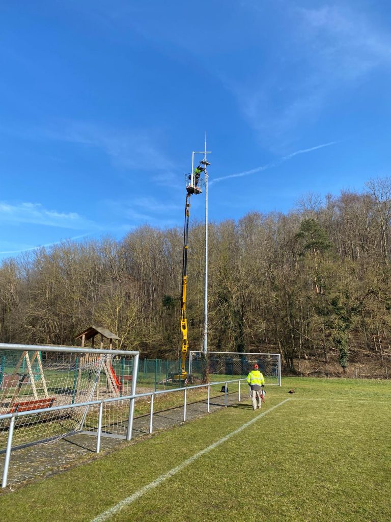 Umrüstung neue Flutlichanlage am Sportplatz