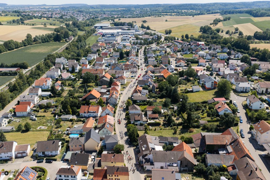 Festumzug 125 Jahre Feuerwehr und Turnverein Gondelsheim