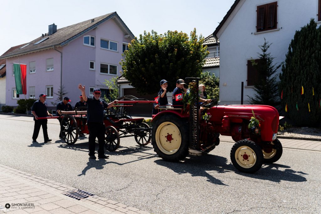 Festumzug 125 Jahre Feuerwehr und Turnverein Gondelsheim